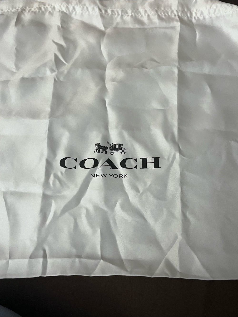 Coach Leather regular size Trail Bag in Merlot. - Picture 10 of 10
